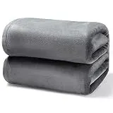 Bedsure Kuscheldecke Grau XL Decke Sofa, weiche& warme Fleecedecke als Sofadecke/Couchdecke, kuschel Wohndecken Kuscheldecken, 150x200 cm extra flaushig und plsch Sofaberwurf Decke